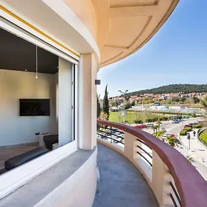 New Apartment Parkview/Cityview Split